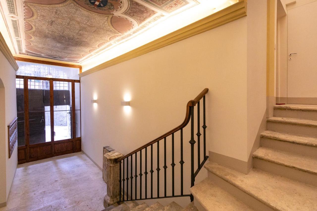 דירות סיינה Palazzo Rinuccini Torre מראה חיצוני תמונה
